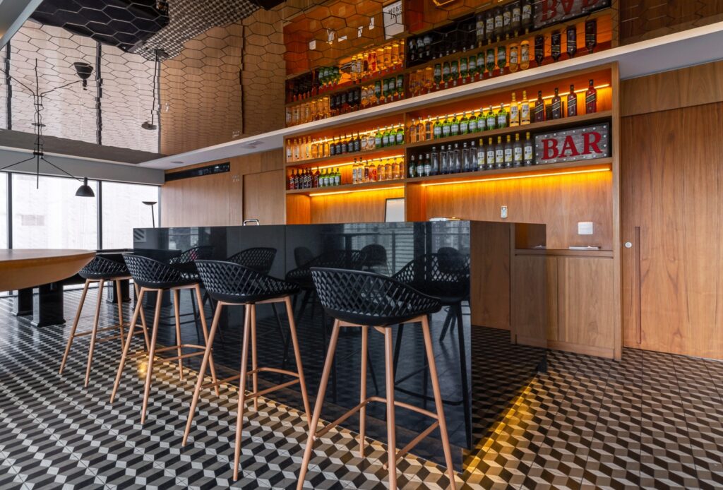 Banqueta Monaco